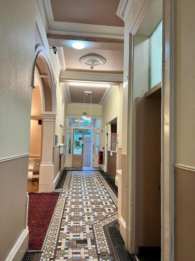 Green Gables Hotel Скарбъро Екстериор снимка