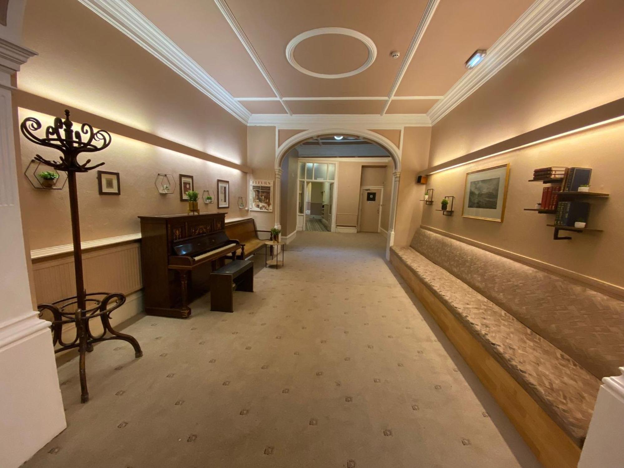 Green Gables Hotel Скарбъро Стая снимка